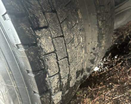 Красный Вольво FH 13, объемом двигателя 0 л и пробегом 900 тыс. км за 11500 $, фото 4 на Automoto.ua