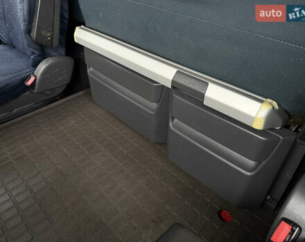 Красный Вольво FH 13, объемом двигателя 12.78 л и пробегом 1000 тыс. км за 18899 $, фото 21 на Automoto.ua