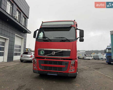 Красный Вольво FH 13, объемом двигателя 12.78 л и пробегом 1000 тыс. км за 18899 $, фото 4 на Automoto.ua