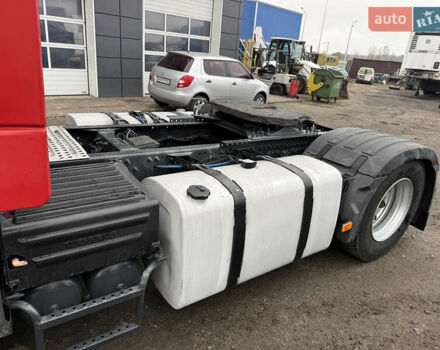 Красный Вольво FH 13, объемом двигателя 12.78 л и пробегом 1000 тыс. км за 18899 $, фото 17 на Automoto.ua