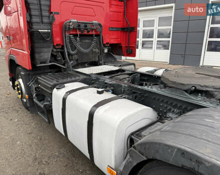 Красный Вольво FH 13, объемом двигателя 12.78 л и пробегом 1000 тыс. км за 18899 $, фото 16 на Automoto.ua