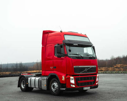 Червоний Вольво FH 13, об'ємом двигуна 12.78 л та пробігом 905 тис. км за 23500 $, фото 1 на Automoto.ua