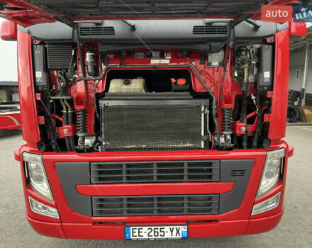 Красный Вольво FH 13, объемом двигателя 12.9 л и пробегом 1 тыс. км за 30503 $, фото 20 на Automoto.ua