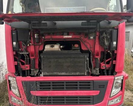 Красный Вольво FH 13, объемом двигателя 0 л и пробегом 620 тыс. км за 23999 $, фото 15 на Automoto.ua