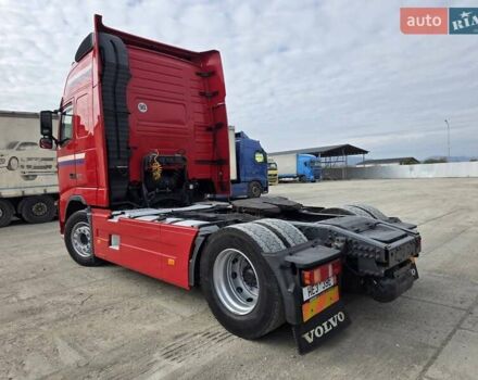 Червоний Вольво FH 13, об'ємом двигуна 12.7 л та пробігом 999 тис. км за 26247 $, фото 2 на Automoto.ua