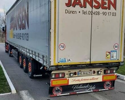 Красный Вольво FH 13, объемом двигателя 12.9 л и пробегом 825 тыс. км за 43000 $, фото 8 на Automoto.ua