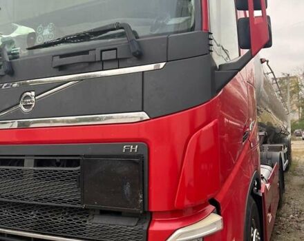 Красный Вольво FH 13, объемом двигателя 12.9 л и пробегом 957 тыс. км за 32000 $, фото 18 на Automoto.ua
