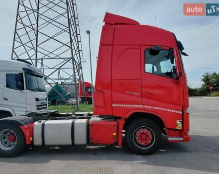 Красный Вольво FH 13, объемом двигателя 12.78 л и пробегом 150 тыс. км за 27000 $, фото 19 на Automoto.ua