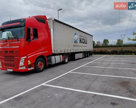 Красный Вольво FH 13, объемом двигателя 12.78 л и пробегом 150 тыс. км за 27000 $, фото 14 на Automoto.ua