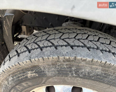 Красный Вольво FH 13, объемом двигателя 12.9 л и пробегом 813 тыс. км за 33900 $, фото 15 на Automoto.ua