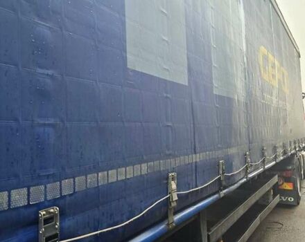 Красный Вольво FH 13, объемом двигателя 12.9 л и пробегом 710 тыс. км за 55000 $, фото 12 на Automoto.ua