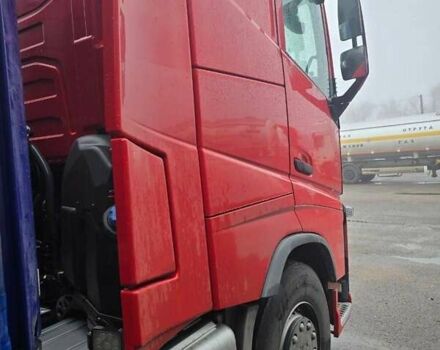 Красный Вольво FH 13, объемом двигателя 12.9 л и пробегом 710 тыс. км за 55000 $, фото 10 на Automoto.ua