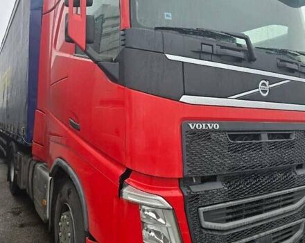Красный Вольво FH 13, объемом двигателя 12.9 л и пробегом 710 тыс. км за 55000 $, фото 1 на Automoto.ua