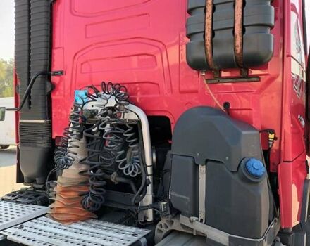 Красный Вольво FH 13, объемом двигателя 12.9 л и пробегом 516 тыс. км за 61331 $, фото 23 на Automoto.ua