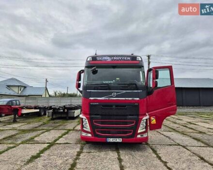 Красный Вольво FH 13, объемом двигателя 0 л и пробегом 663 тыс. км за 55000 $, фото 1 на Automoto.ua