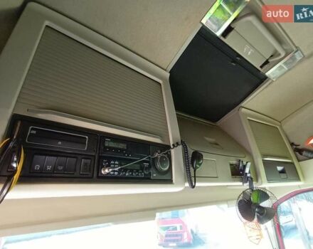 Красный Вольво FH 13, объемом двигателя 12.9 л и пробегом 516 тыс. км за 61331 $, фото 15 на Automoto.ua