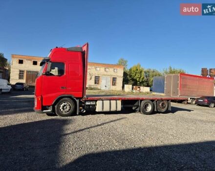 Красный Вольво FH 13, объемом двигателя 12.9 л и пробегом 140 тыс. км за 18999 $, фото 3 на Automoto.ua