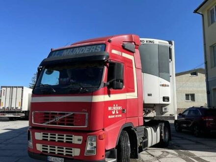 Красный Вольво FH 13, объемом двигателя 12.78 л и пробегом 1 тыс. км за 15500 $, фото 1 на Automoto.ua