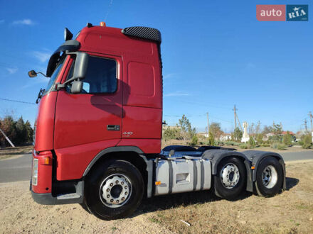 Вольво FH 13 2008 в Измаиле на Automoto.ua Красный Вольво FH 13, объемом двигателя 12.6 л и пробегом 890 тыс. км за 19000 $, фото 1 на Automoto.ua