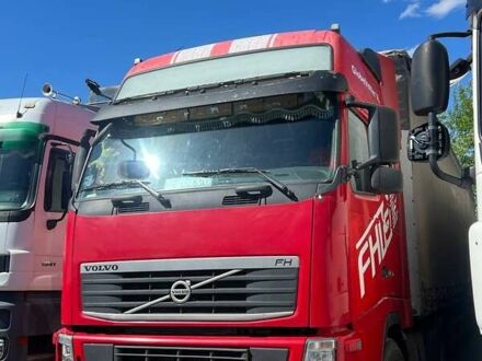 Вольво FH 13 2009 в Шостке на Automoto.ua Красный Вольво FH 13, объемом двигателя 0 л и пробегом 119 тыс. км за 14500 $, фото 1 на Automoto.ua