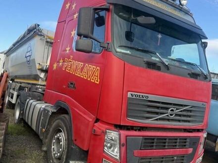 Красный Вольво FH 13, объемом двигателя 12.9 л и пробегом 1000 тыс. км за 28000 $, фото 1 на Automoto.ua