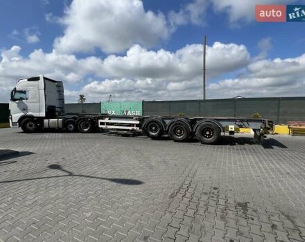 Вольво FH 13, об'ємом двигуна 0 л та пробігом 1 тис. км за 18000 $, фото 4 на Automoto.ua