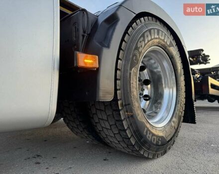 Вольво FH 13, объемом двигателя 0 л и пробегом 250 тыс. км за 23500 $, фото 12 на Automoto.ua