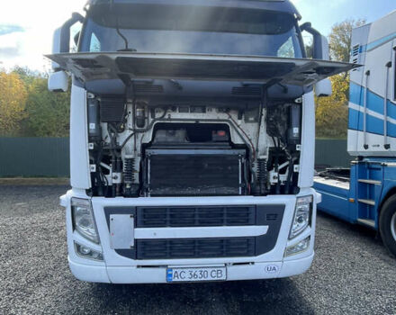 Вольво FH 13, объемом двигателя 12.8 л и пробегом 402 тыс. км за 17300 $, фото 2 на Automoto.ua