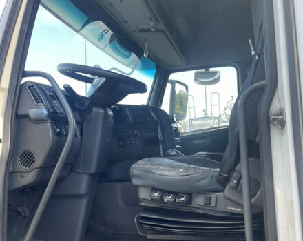 Вольво FH 13, объемом двигателя 12.8 л и пробегом 402 тыс. км за 17300 $, фото 5 на Automoto.ua