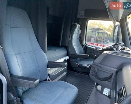 Вольво FH 13, объемом двигателя 0 л и пробегом 250 тыс. км за 23500 $, фото 19 на Automoto.ua