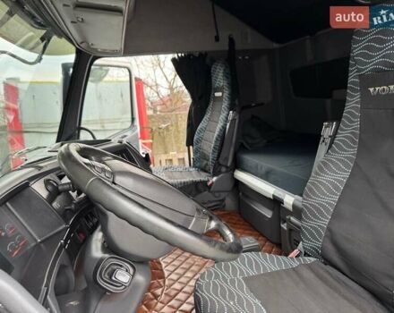 Вольво FH 13, об'ємом двигуна 0 л та пробігом 999 тис. км за 19900 $, фото 24 на Automoto.ua