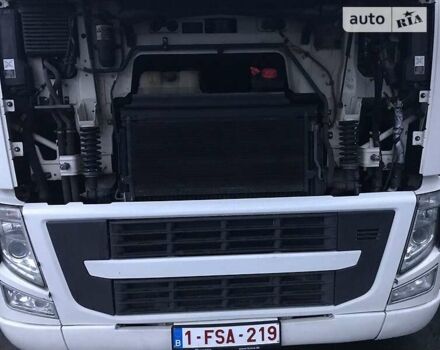 Вольво FH 13, объемом двигателя 0 л и пробегом 566 тыс. км за 32000 $, фото 9 на Automoto.ua