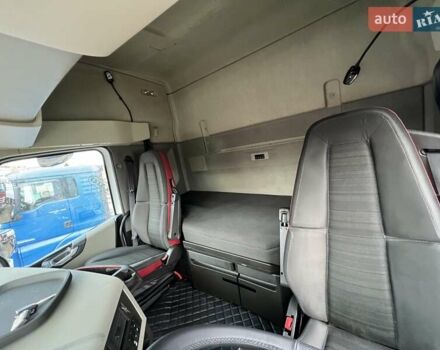 Вольво FH 13, объемом двигателя 0 л и пробегом 780 тыс. км за 34642 $, фото 12 на Automoto.ua