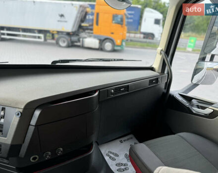 Вольво FH 13, объемом двигателя 12.9 л и пробегом 589 тыс. км за 28500 $, фото 36 на Automoto.ua