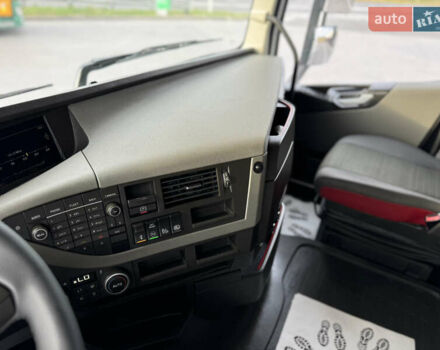 Вольво FH 13, объемом двигателя 12.9 л и пробегом 589 тыс. км за 28500 $, фото 30 на Automoto.ua