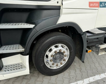 Вольво FH 13, объемом двигателя 12.9 л и пробегом 589 тыс. км за 28500 $, фото 19 на Automoto.ua