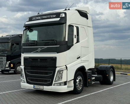 Вольво FH 13, объемом двигателя 12.9 л и пробегом 589 тыс. км за 28500 $, фото 1 на Automoto.ua