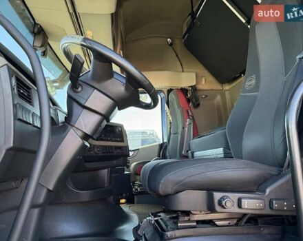 Вольво FH 13, объемом двигателя 0 л и пробегом 990 тыс. км за 33751 $, фото 10 на Automoto.ua