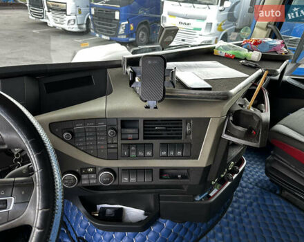 Вольво FH 13, объемом двигателя 12.8 л и пробегом 781 тыс. км за 33000 $, фото 14 на Automoto.ua