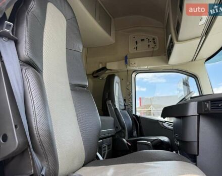 Вольво FH 13, объемом двигателя 0 л и пробегом 740 тыс. км за 37654 $, фото 16 на Automoto.ua