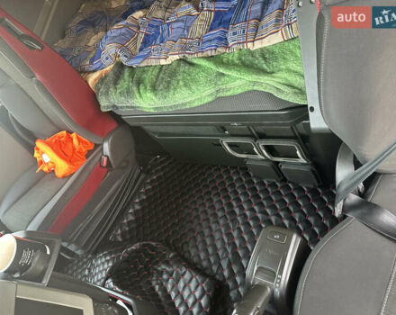 Вольво FH 13, объемом двигателя 0 л и пробегом 871 тыс. км за 77700 $, фото 11 на Automoto.ua