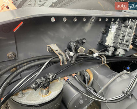 Вольво FH 13, объемом двигателя 0 л и пробегом 630 тыс. км за 44768 $, фото 8 на Automoto.ua