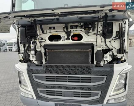 Вольво FH 13, объемом двигателя 0 л и пробегом 700 тыс. км за 44760 $, фото 11 на Automoto.ua