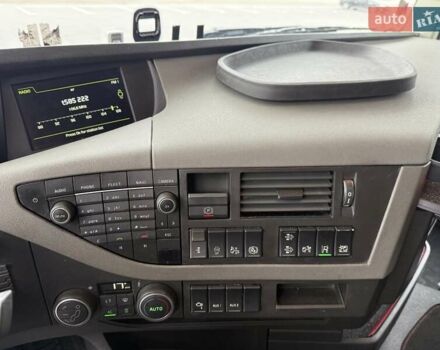 Вольво FH 13, объемом двигателя 0 л и пробегом 700 тыс. км за 44760 $, фото 18 на Automoto.ua