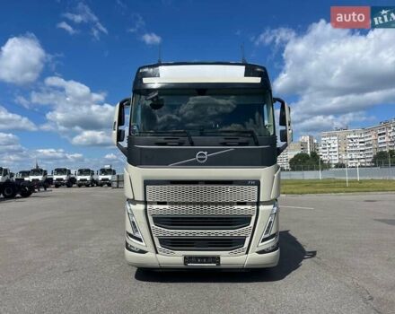 Вольво FH 13, объемом двигателя 0 л и пробегом 377 тыс. км за 102000 $, фото 1 на Automoto.ua