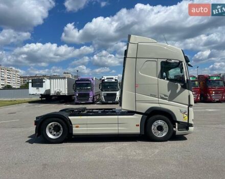 Вольво FH 13, объемом двигателя 0 л и пробегом 377 тыс. км за 102000 $, фото 6 на Automoto.ua