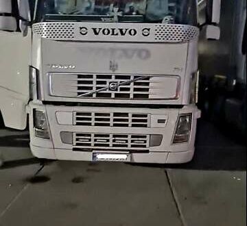 Вольво FH 13, объемом двигателя 0 л и пробегом 1 тыс. км за 13700 $, фото 1 на Automoto.ua