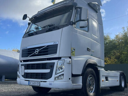 Вольво FH 13, объемом двигателя 12.8 л и пробегом 402 тыс. км за 17300 $, фото 1 на Automoto.ua