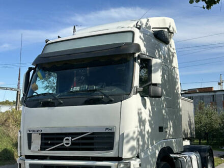 Вольво FH 13 2012 у Мукачеве на Automoto.ua Вольво FH 13, об'ємом двигуна 0 л та пробігом 1 тис. км за 19000 $, фото 1 на Automoto.ua