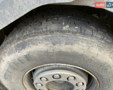 Желтый Вольво FH 13, объемом двигателя 12.78 л и пробегом 410 тыс. км за 14000 $, фото 3 на Automoto.ua